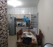 Casa para Venda, em Ribeirão Pires, bairro Jardim Iramaia, 2 dormitórios, 1 banheiro, 4 vagas